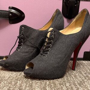 Christian Louboutin lady Darby Gray Peep-Toe bootie Heels